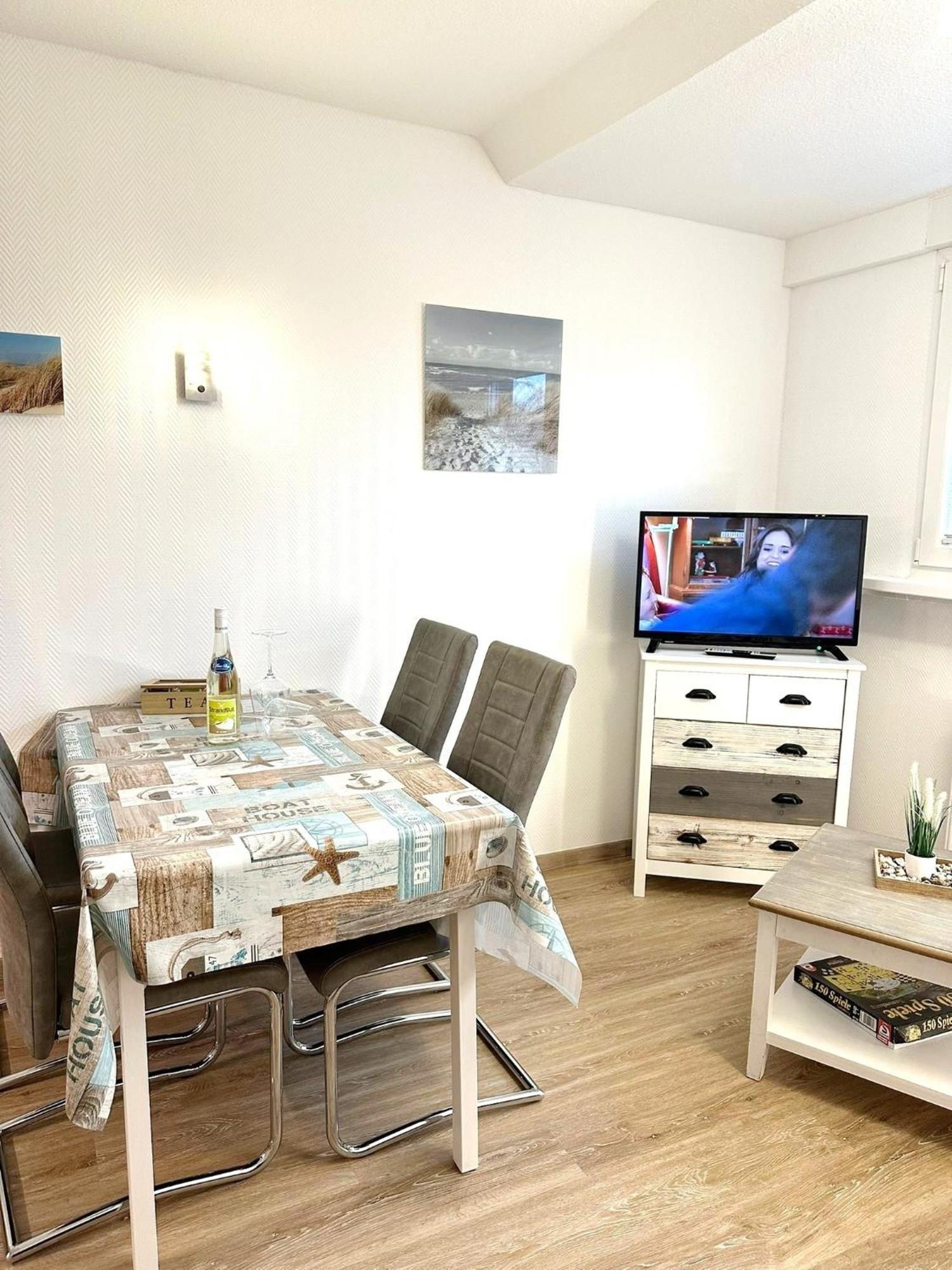 Ferienwohnung Haus Boje "Knurrhahn" نايهالينجازييل المظهر الخارجي الصورة